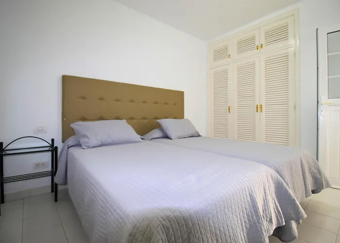 Apartamentos Corona Mar
